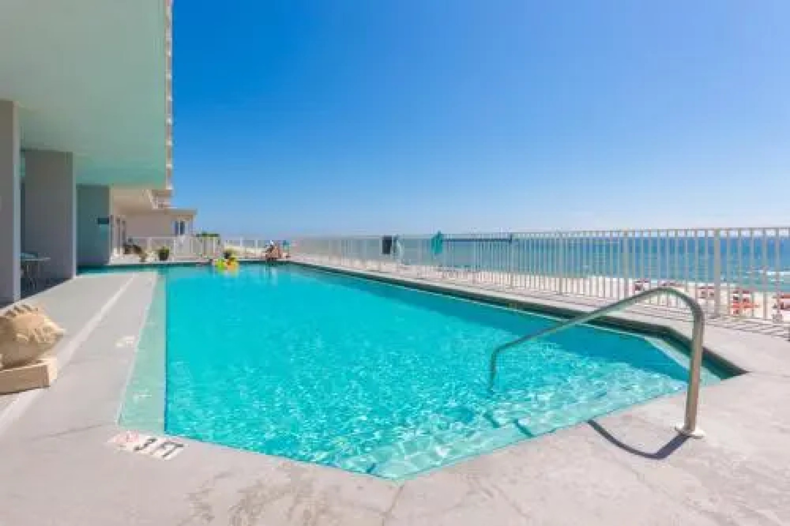 Windemere Beachfront Unit 1006