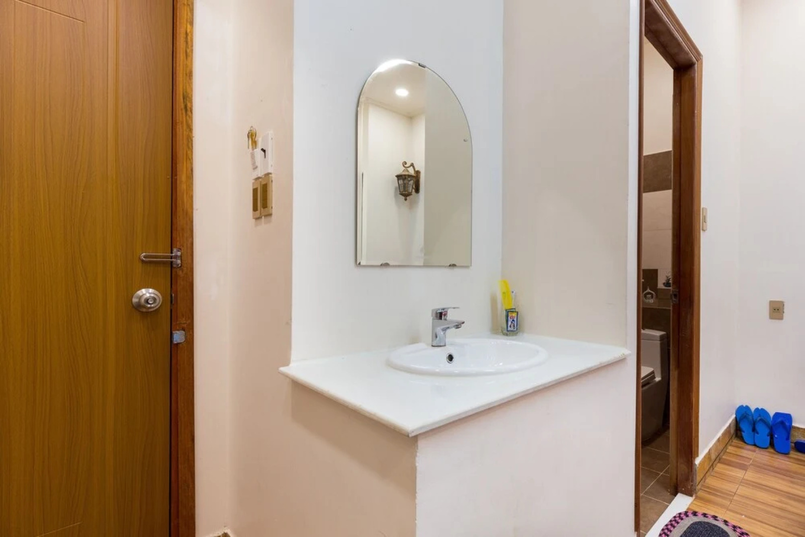 OYO 991 Duy Anh Hotel