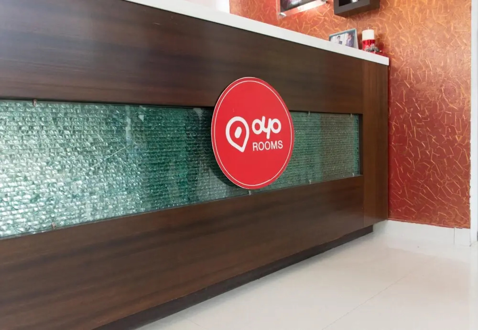 OYO 2300 Hotel The Platinum Inn