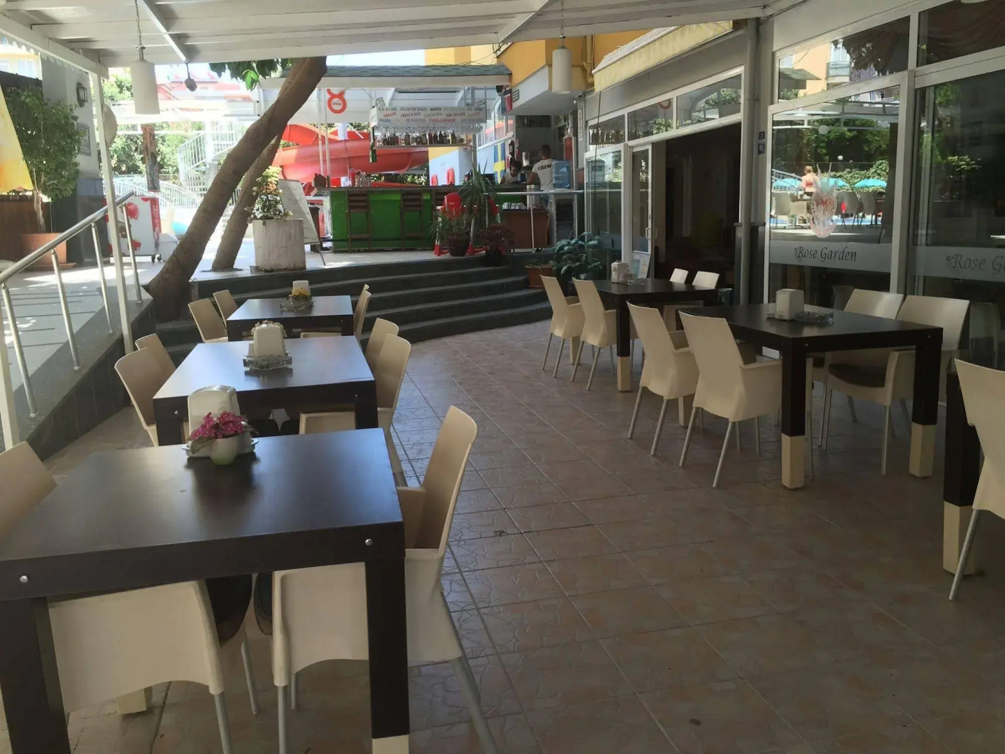 Rose Garden Apart Hotel