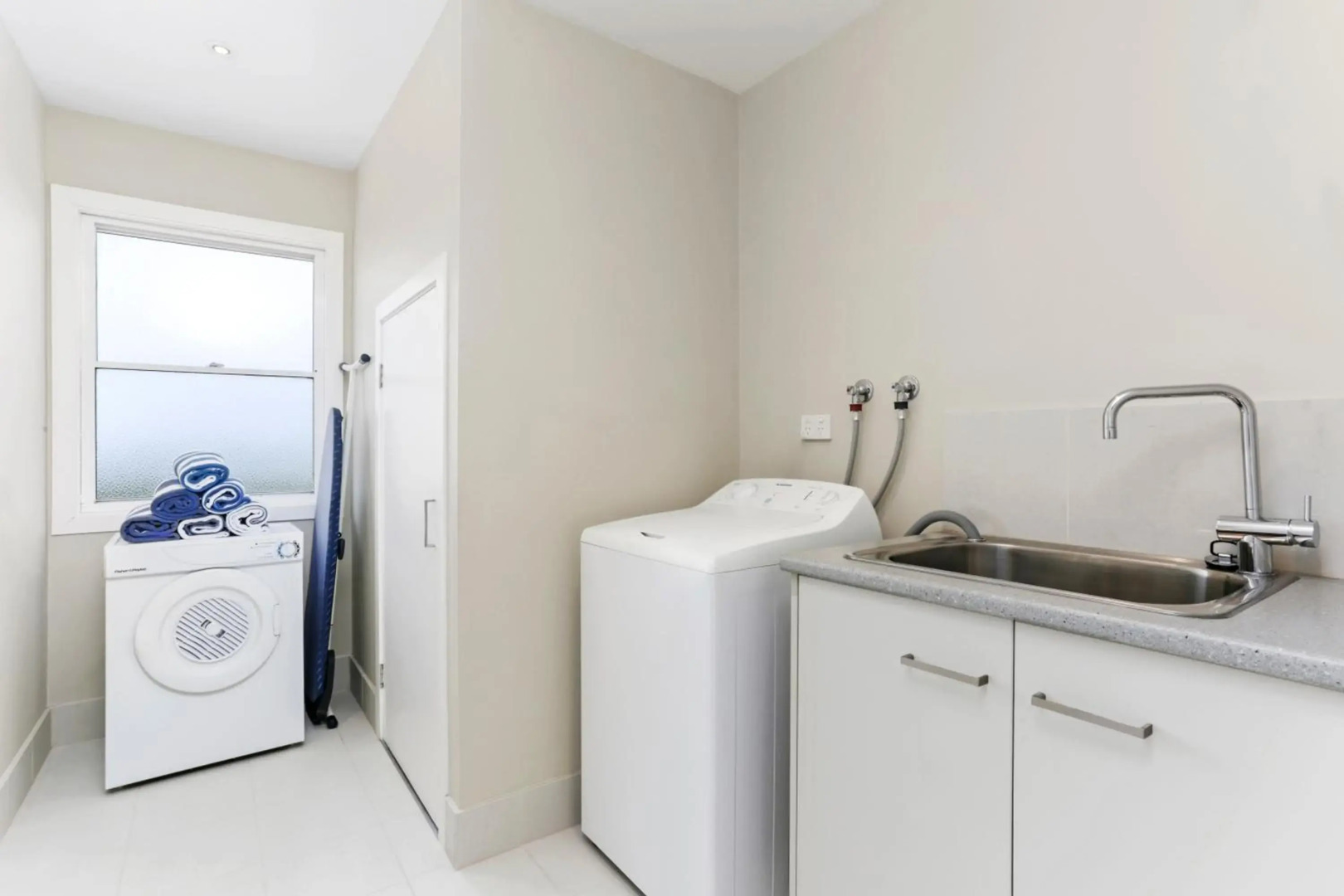 Deep Blue Hotel & Hot Springs