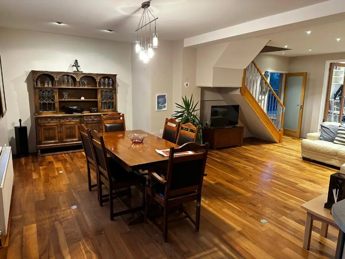 Zoe Bistro & Accommodation