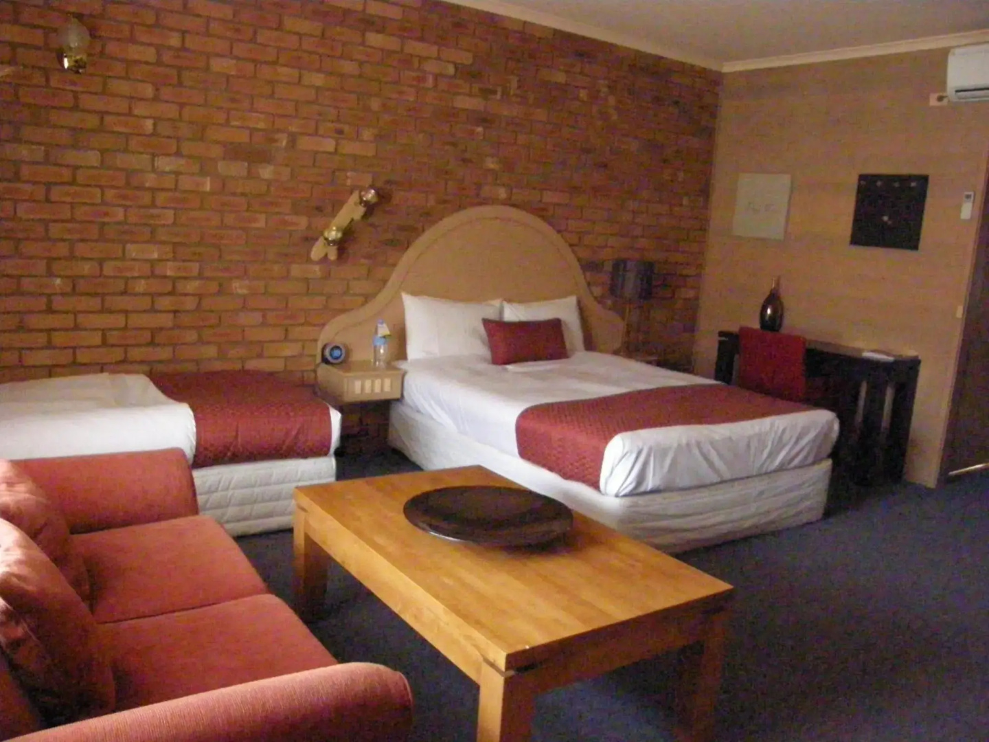 Quality Inn Colonial