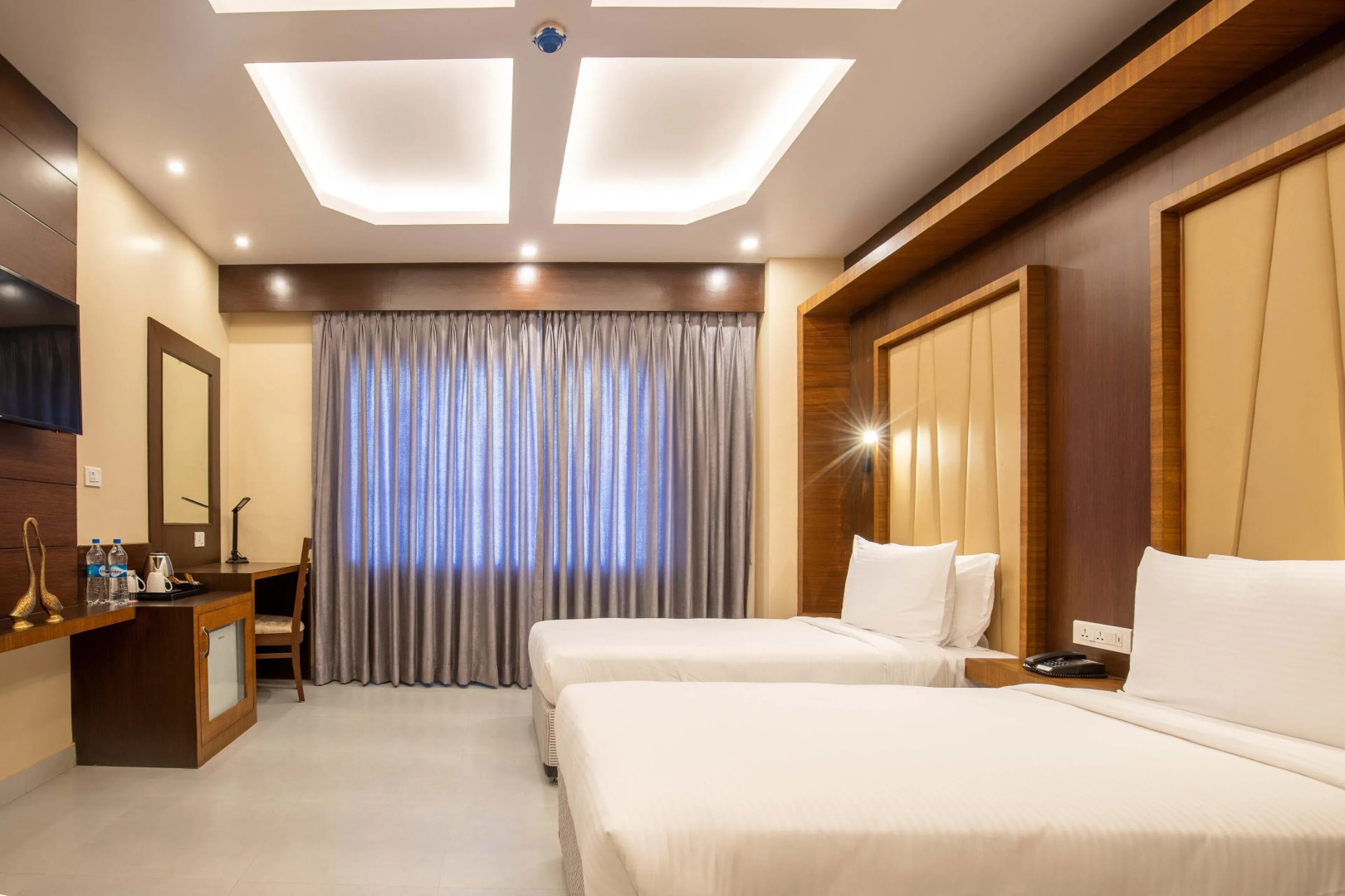 Hotel Palm International