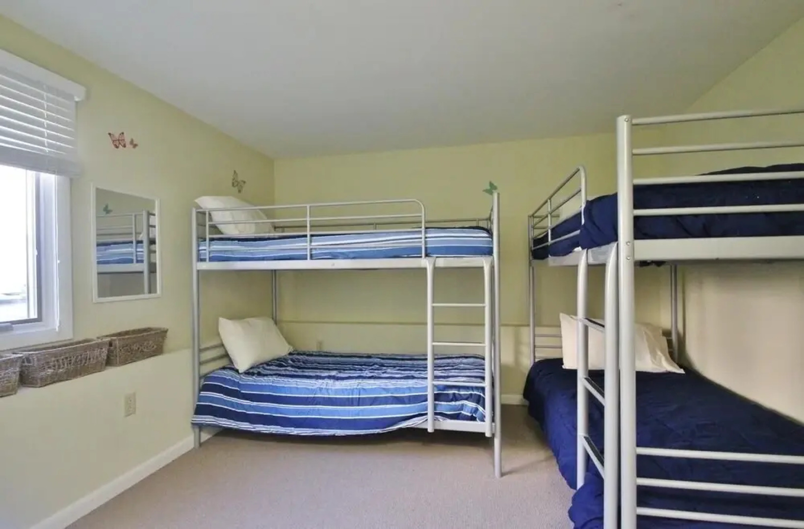 Woods 81 3 Bedroom Condo by Redawning