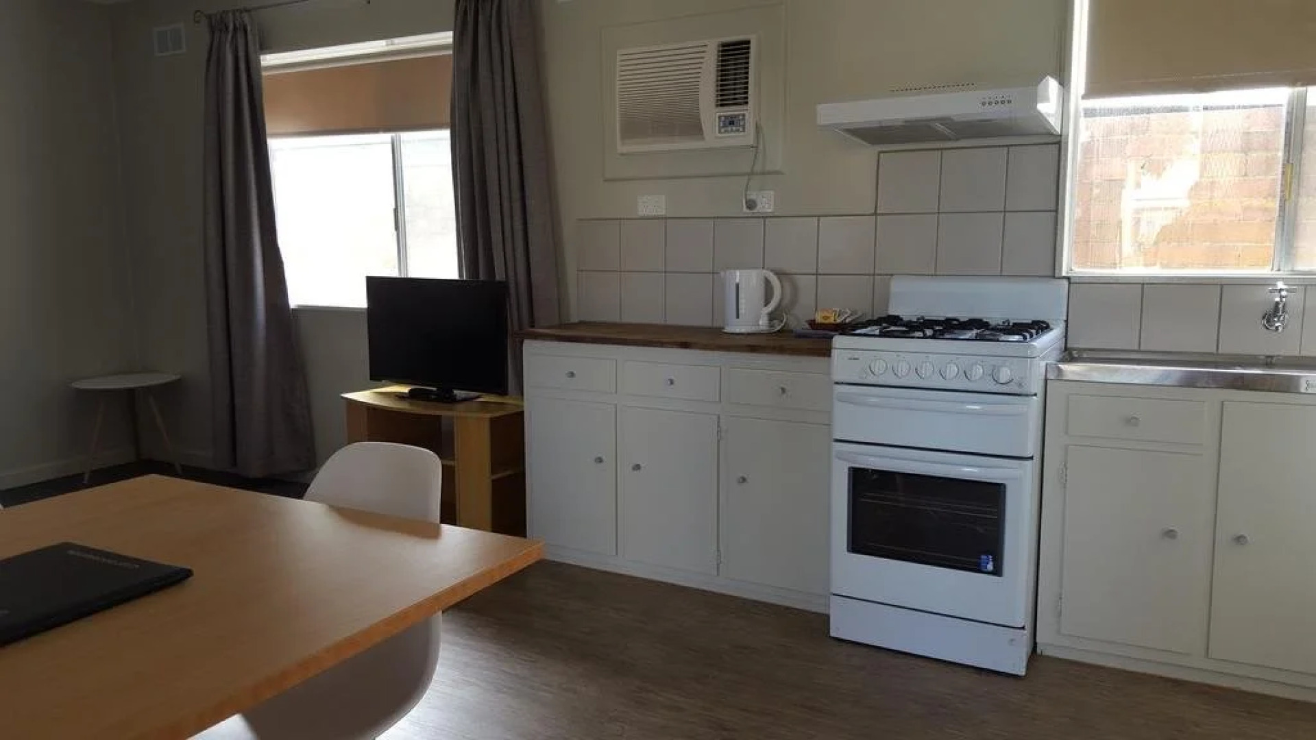 Echo Beach Tourist Park