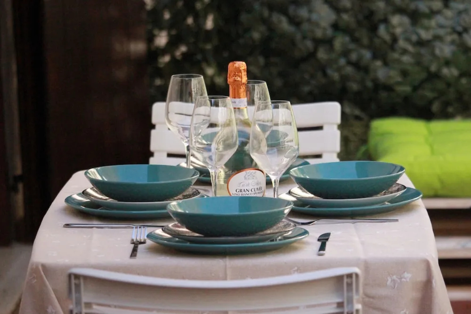 The Paper Mill Apartment