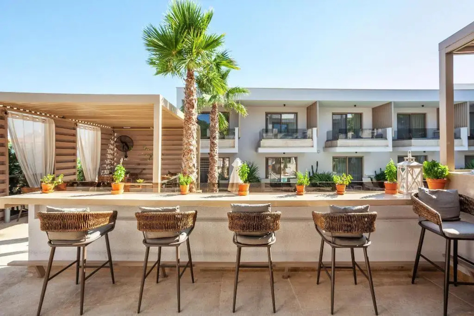 Pefki Deluxe Residences