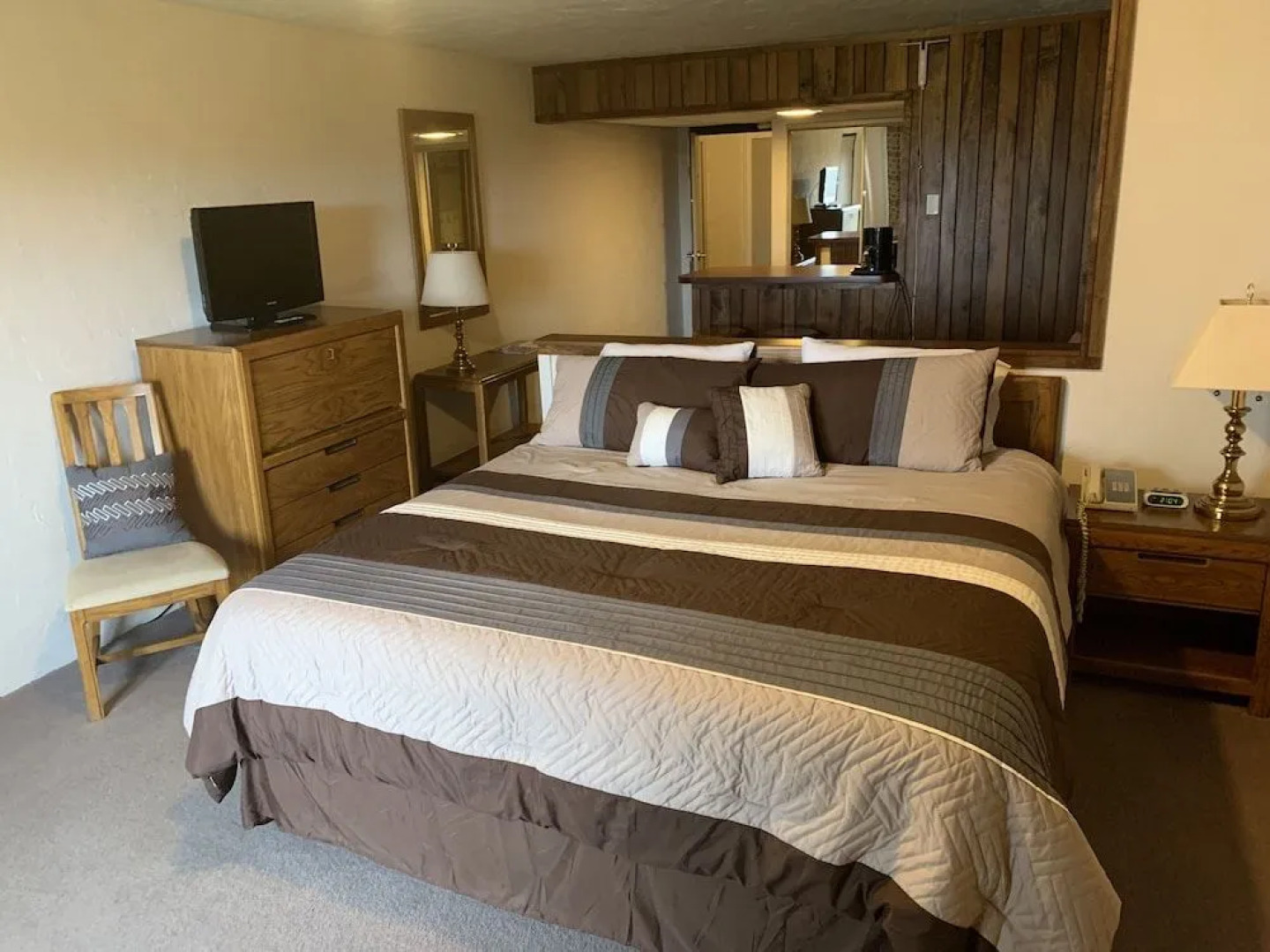 The Lodge at Indian Lake