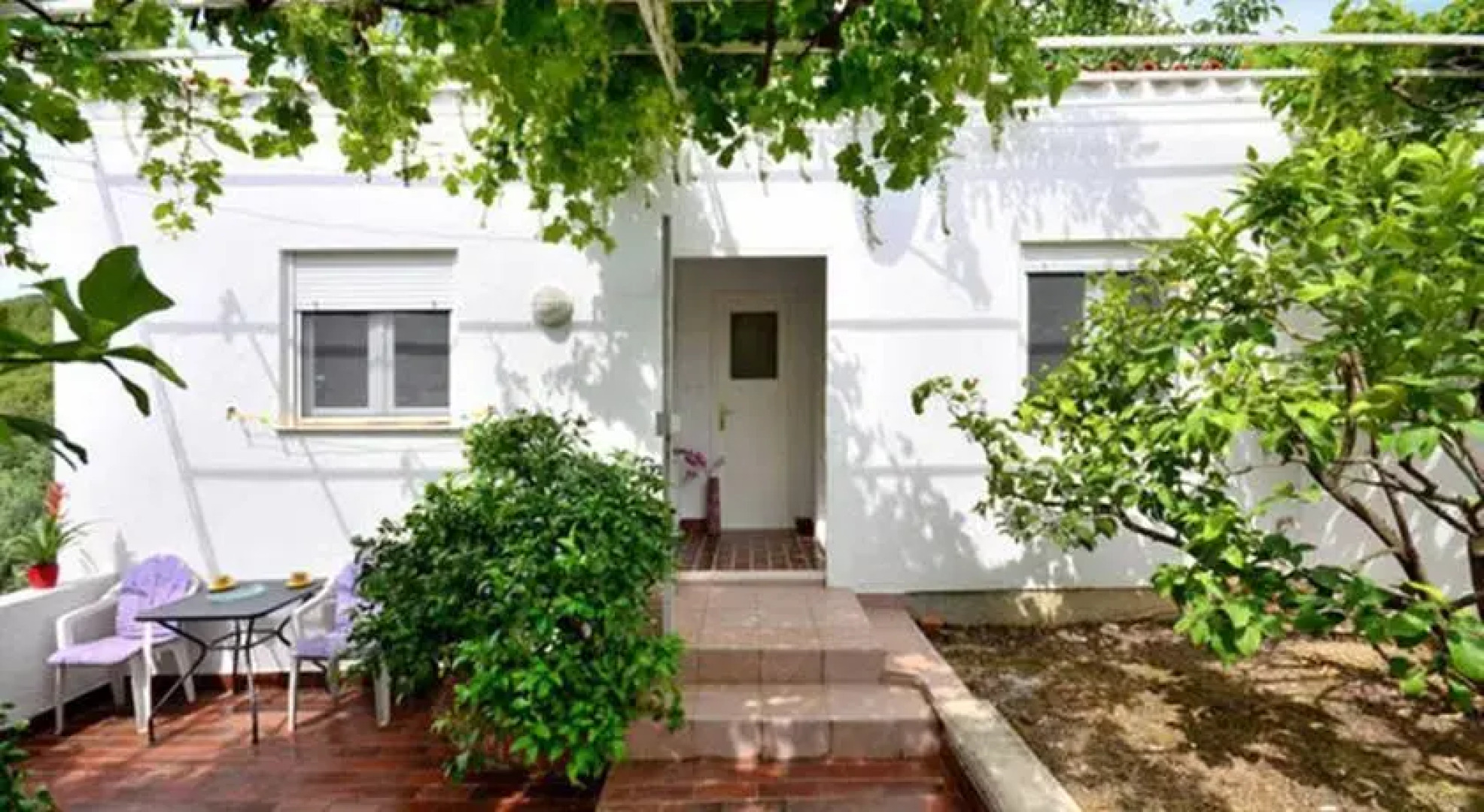 Podstrana House with garden