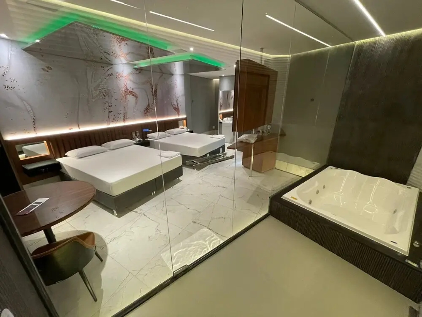 Motel Dubai - Adults Only