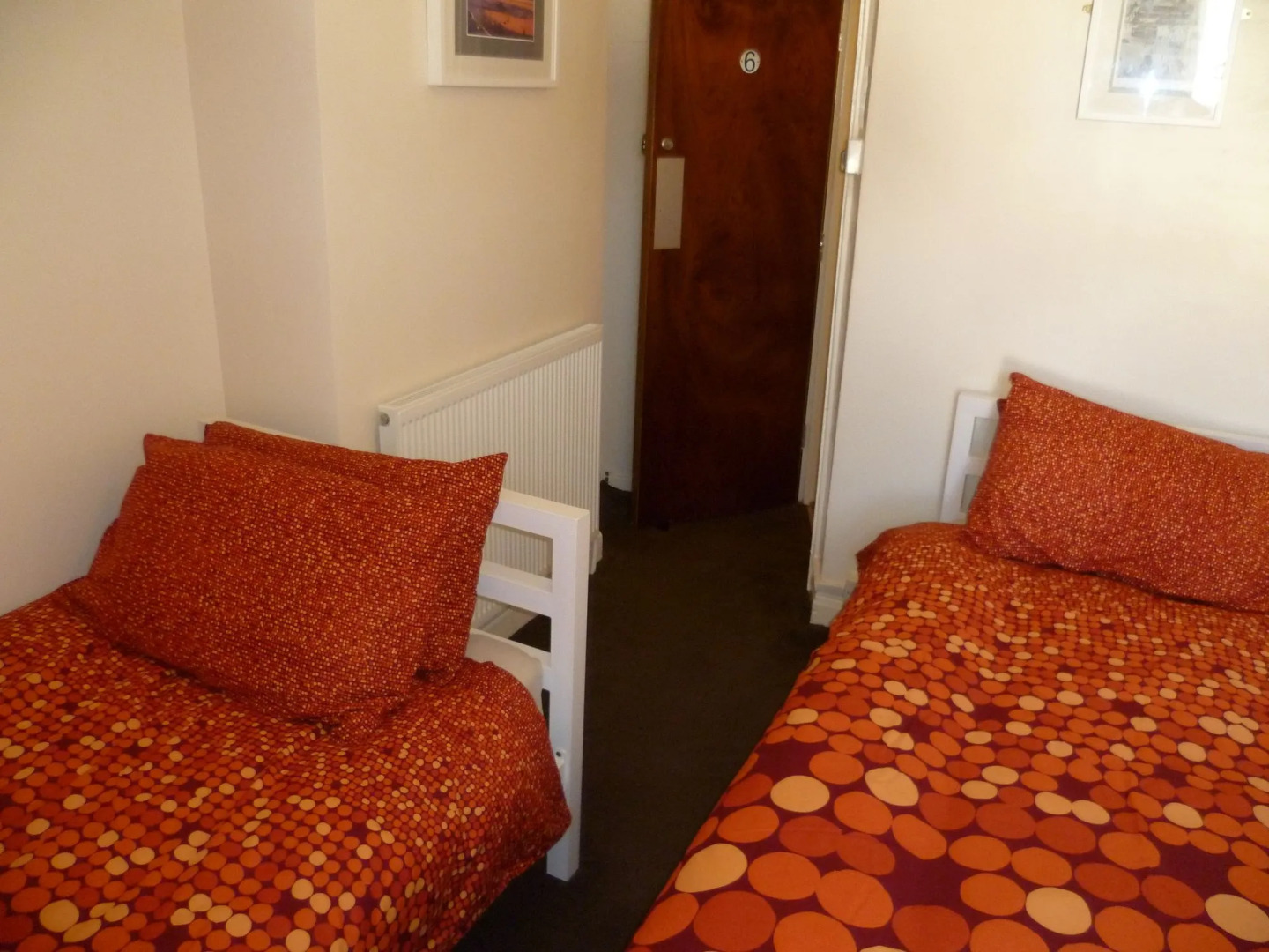 Number Twenty-Five Guesthouse