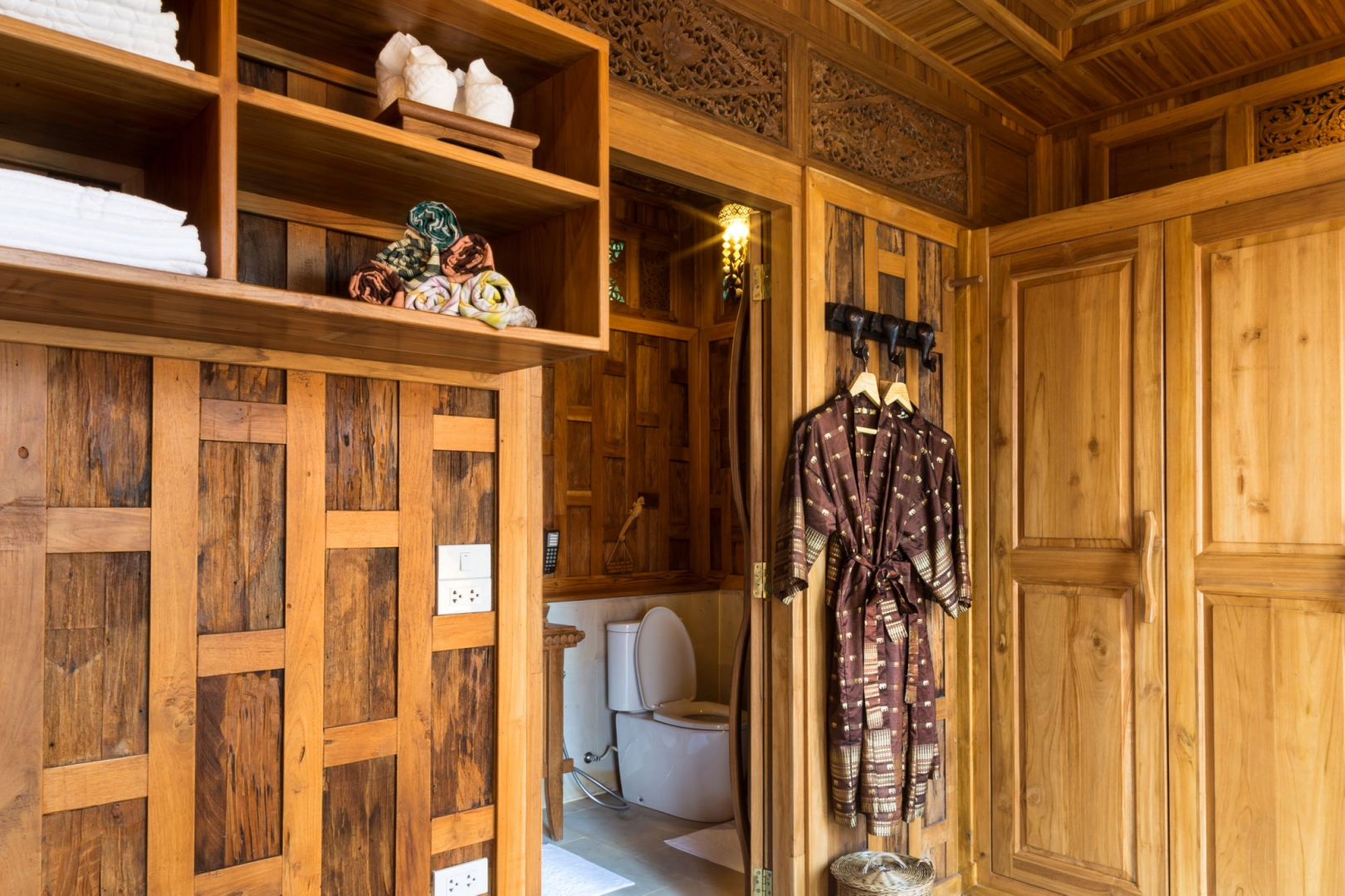 Курортный отель Santhiya Phuket Natai Resort & Spa