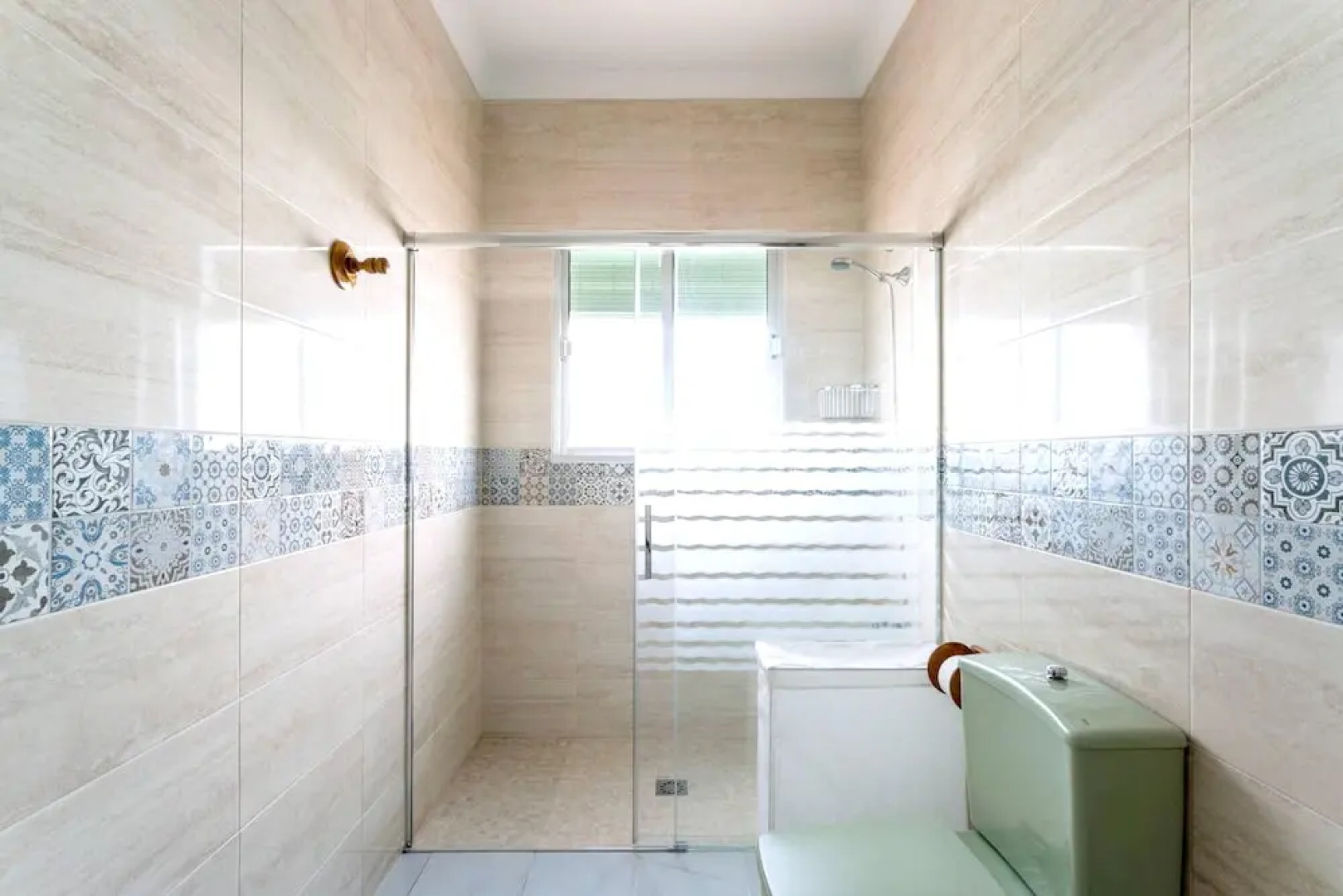 House With 6 Bedrooms in Villamanrique de la Condesa, With Private Pool and Enclosed Garden Near the Beach