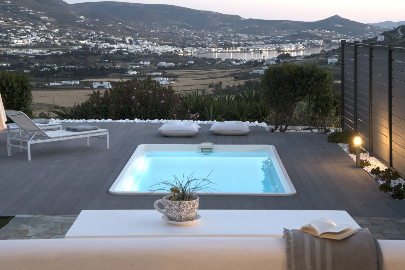 Azzurro Bianco Suites