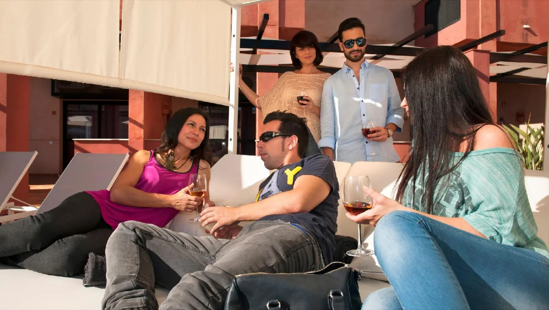 Leo Punta Umbria Solo Adultos