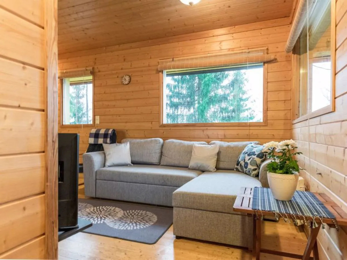 House Mirus Raasepori