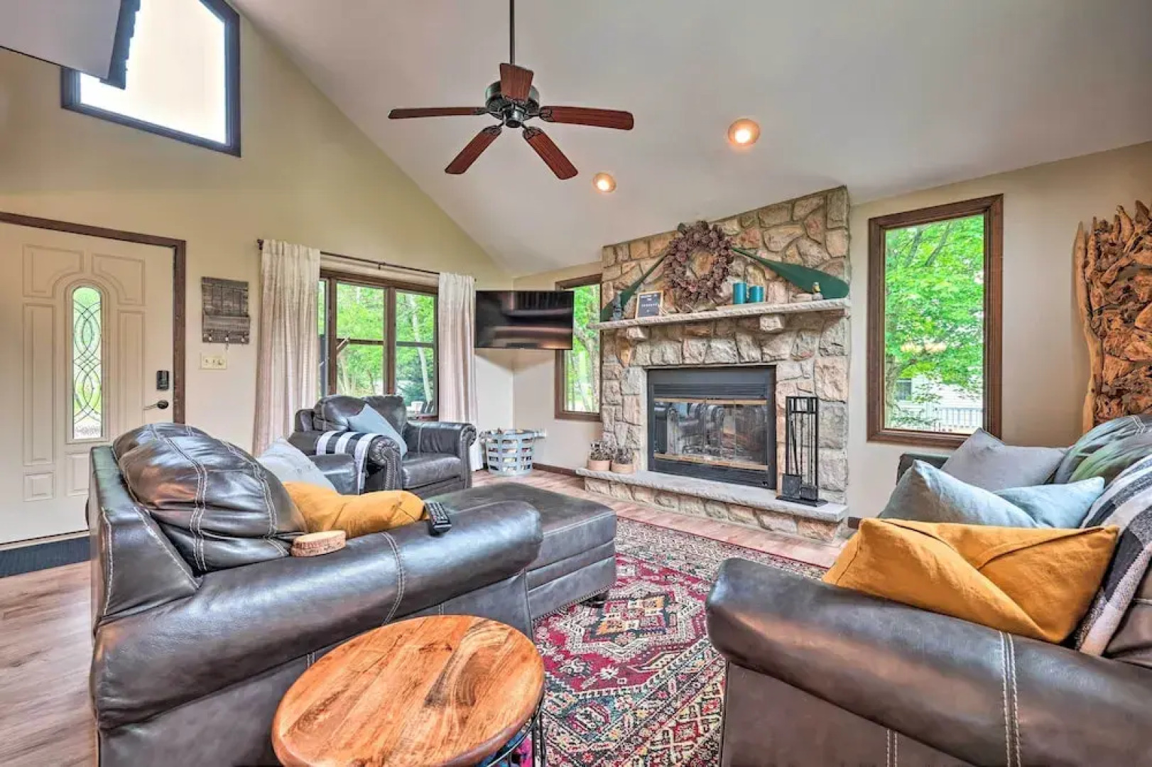 Near Hiking & Skiing: Albrightsville Home w/ Deck!