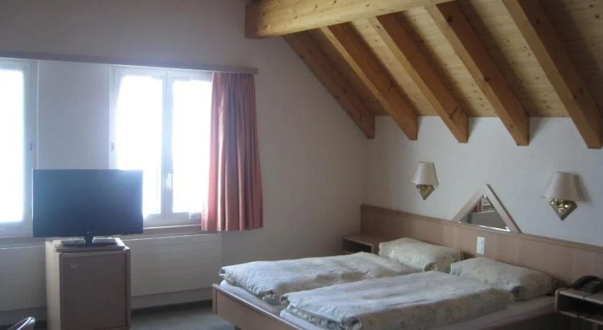 Hotel des Alpes