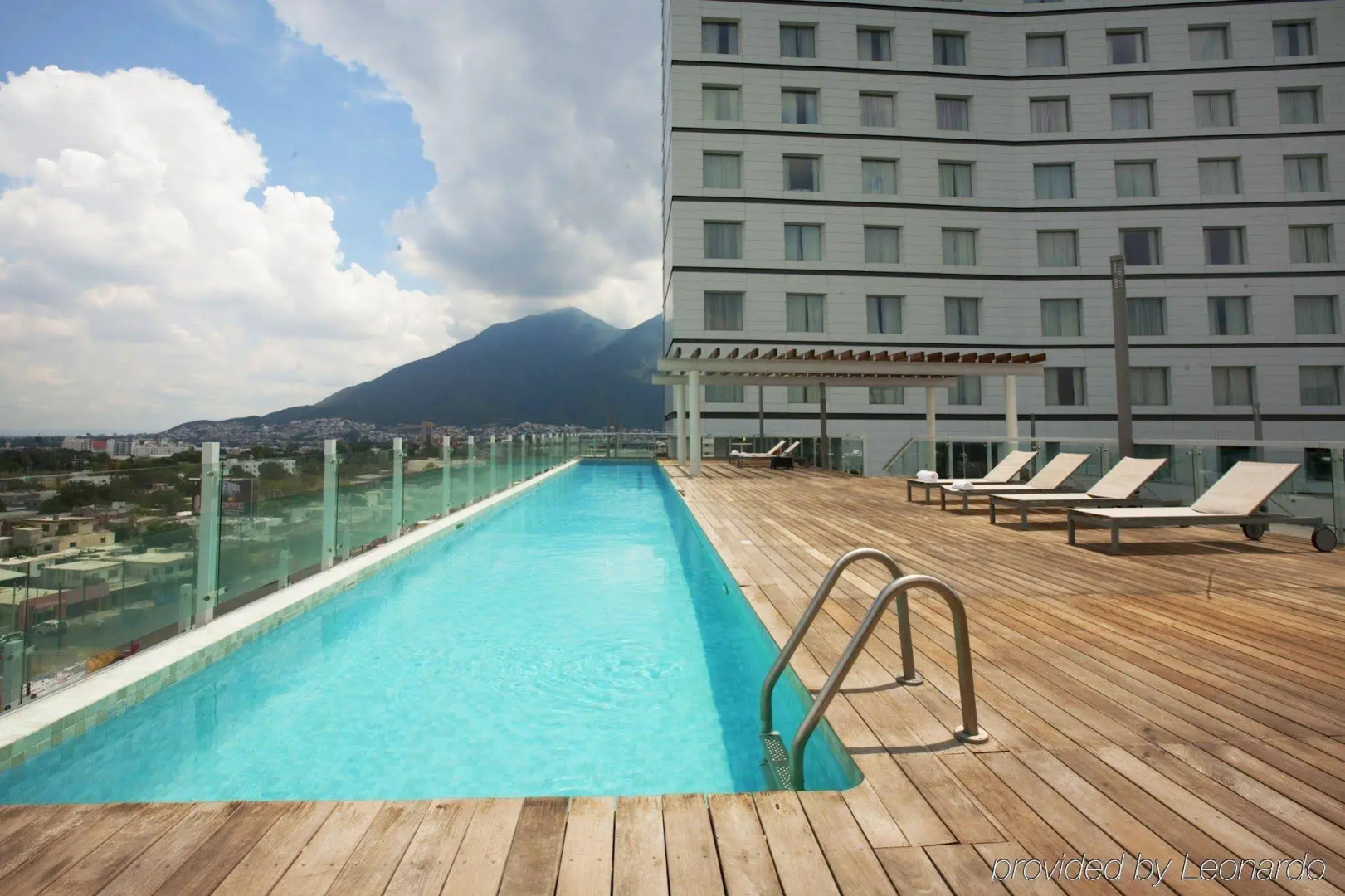 Fiesta Inn Monterrey Tecnológico