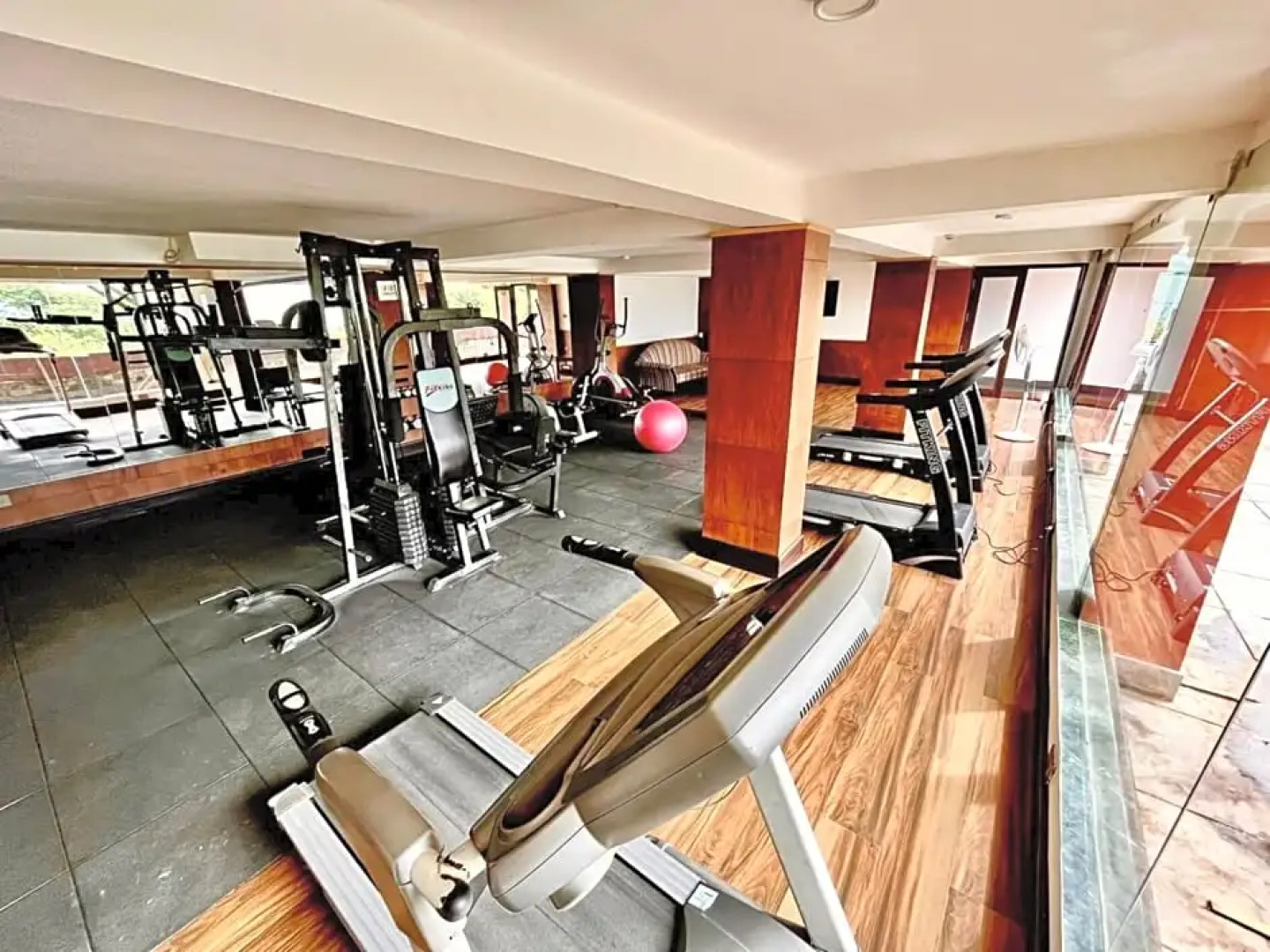 Denzong Regency- Luxury Mountain Retreat Spa & Casino