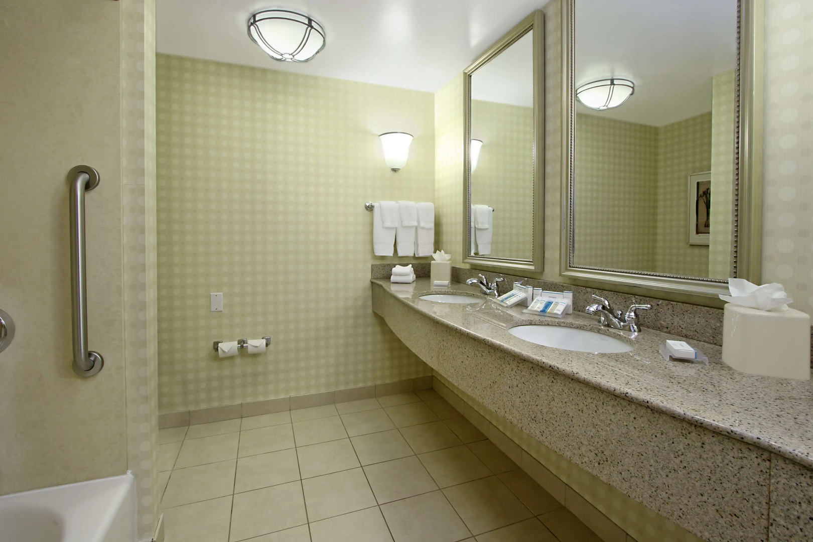 Hilton Garden Inn Sonoma County Airport