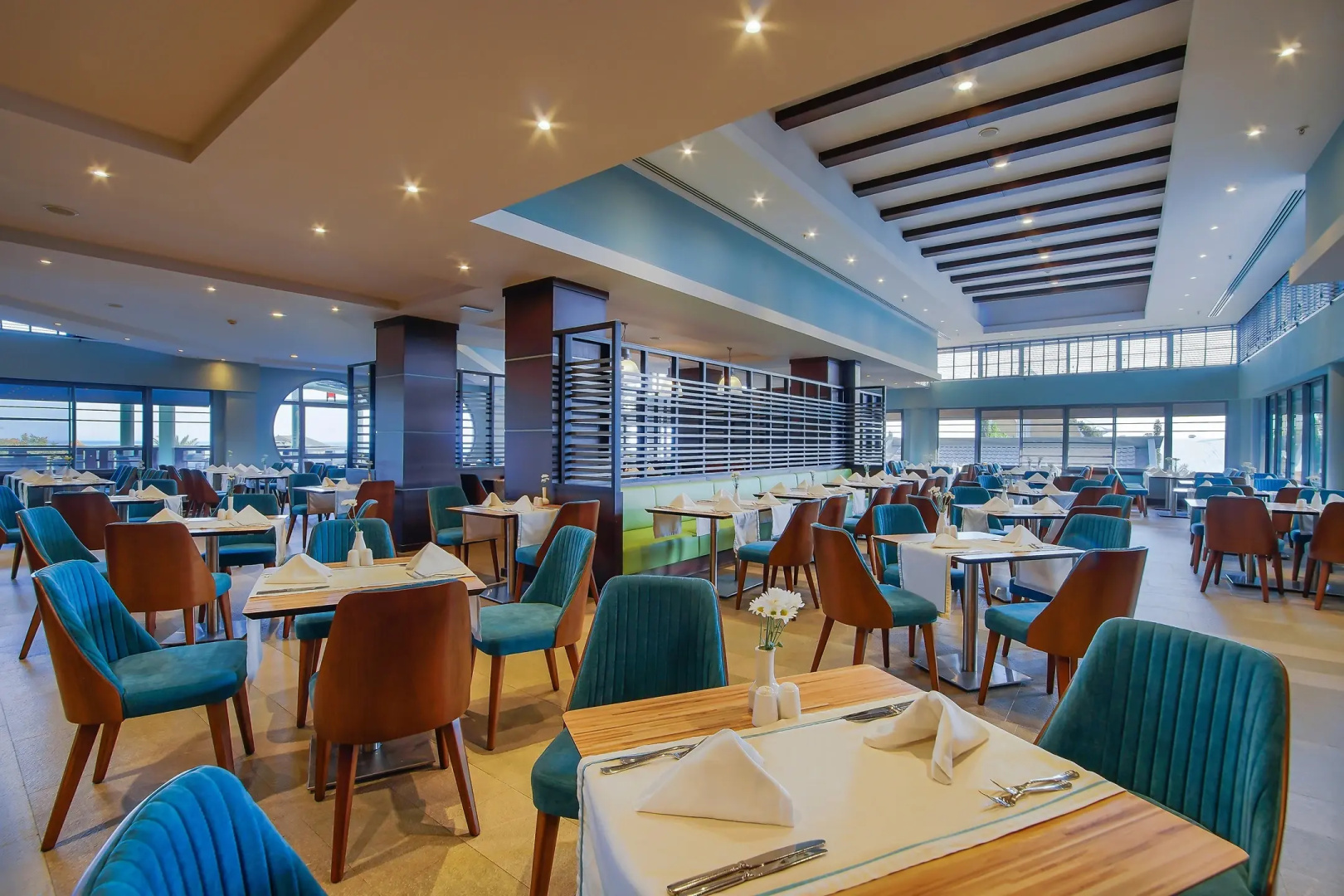 Limak Lara De Luxe Hotel and Resort