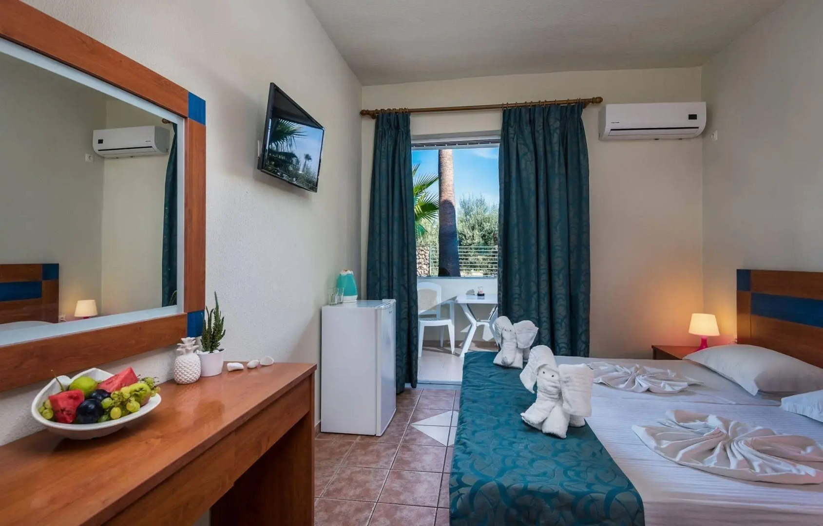 Sunny day's Hotel Apartments