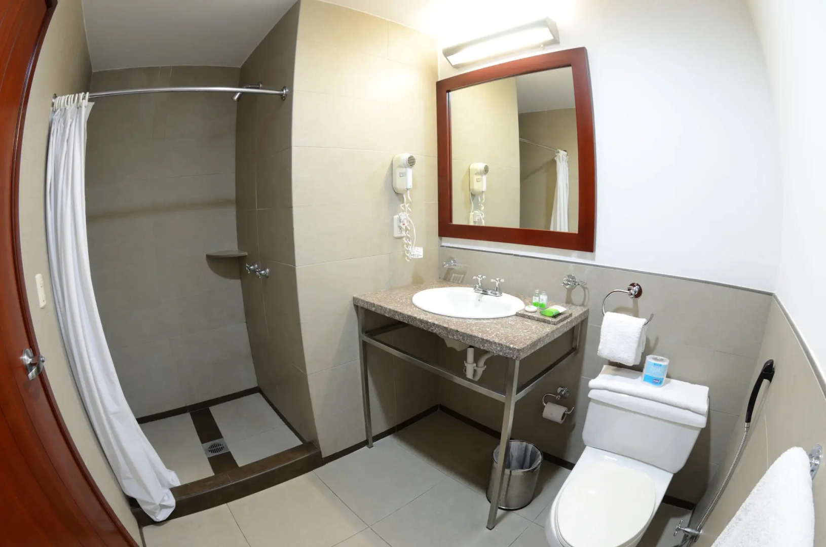 HM International Hotel