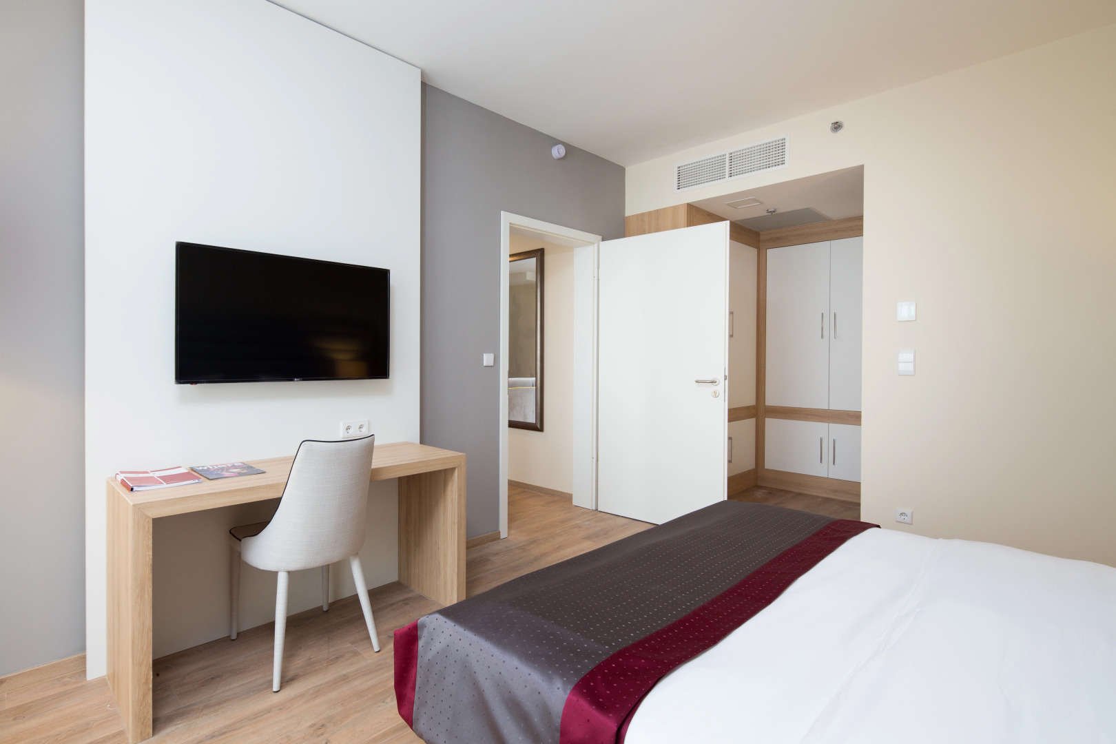 Akeah Verdi Budapest