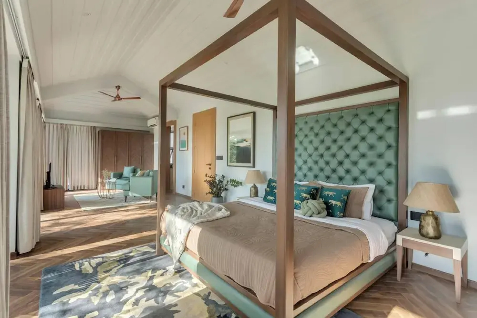 Villa Polaris by Hireavilla 4BR w Pvt Heated Pool