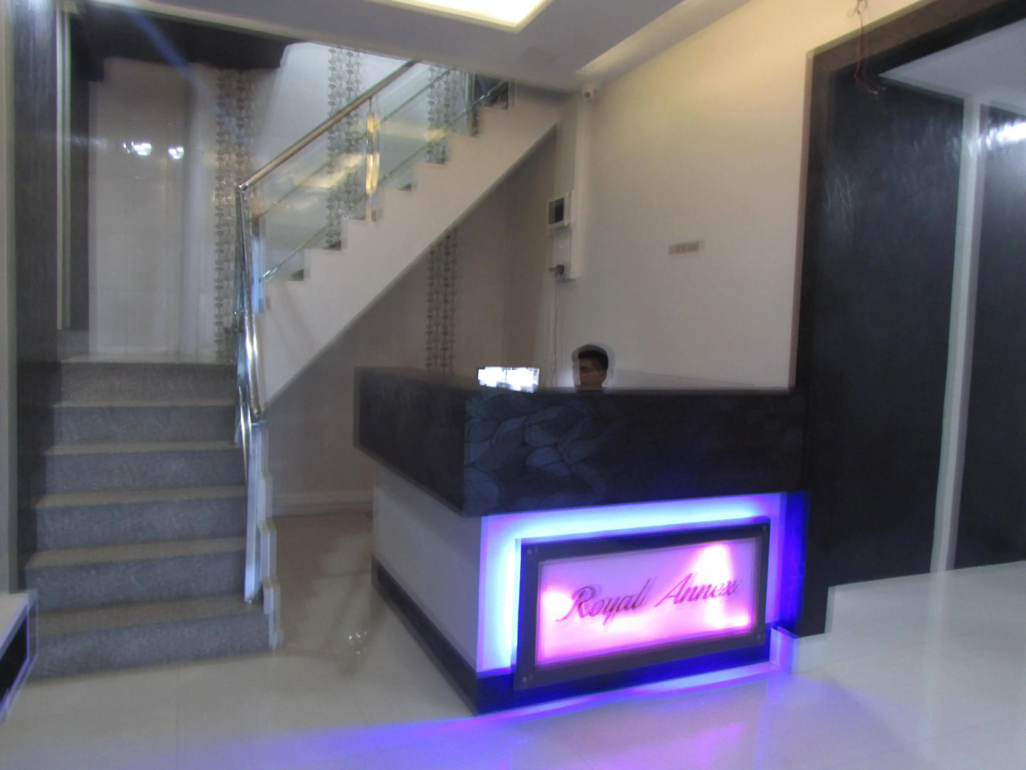 OYO 328 Hotel Royal Grand