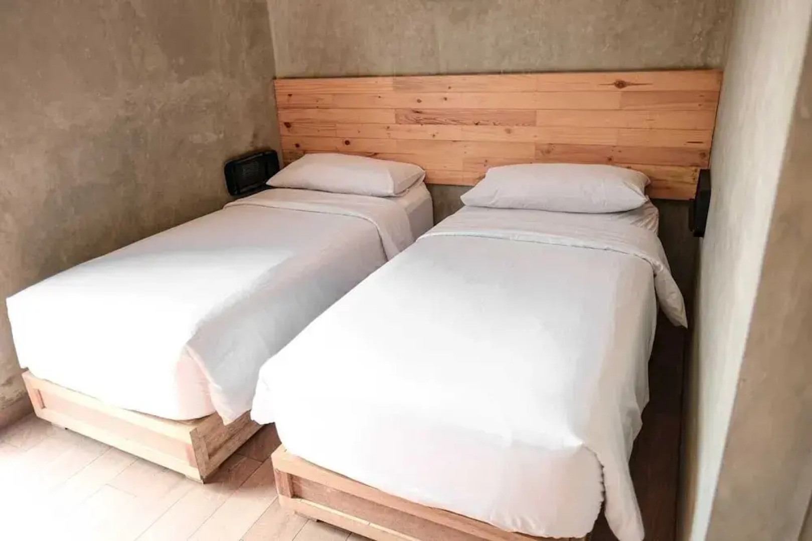 Summerville Hotel & Coffee Shop