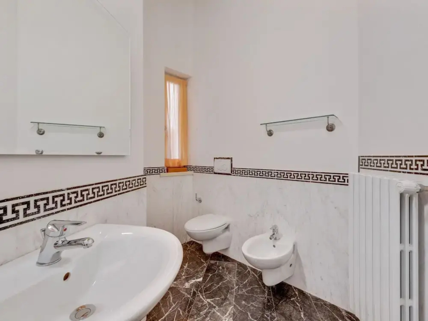 Apartment on Lake Idro With Pool