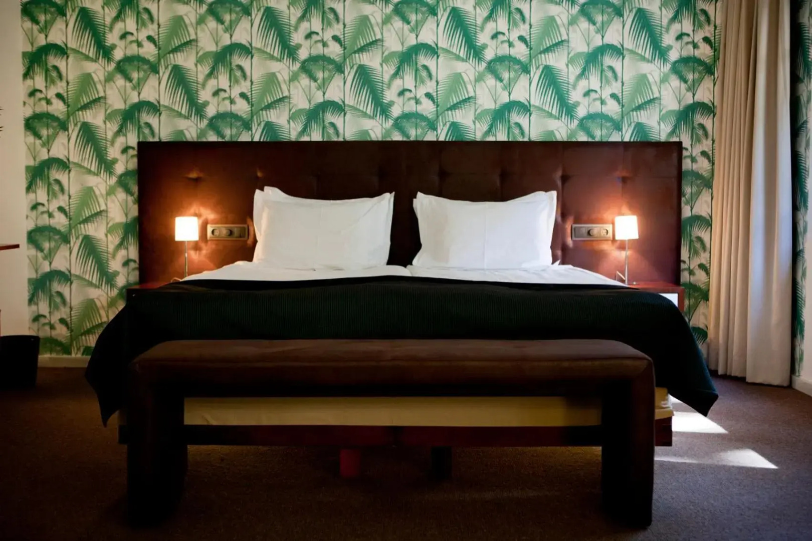 Отель Esplendido