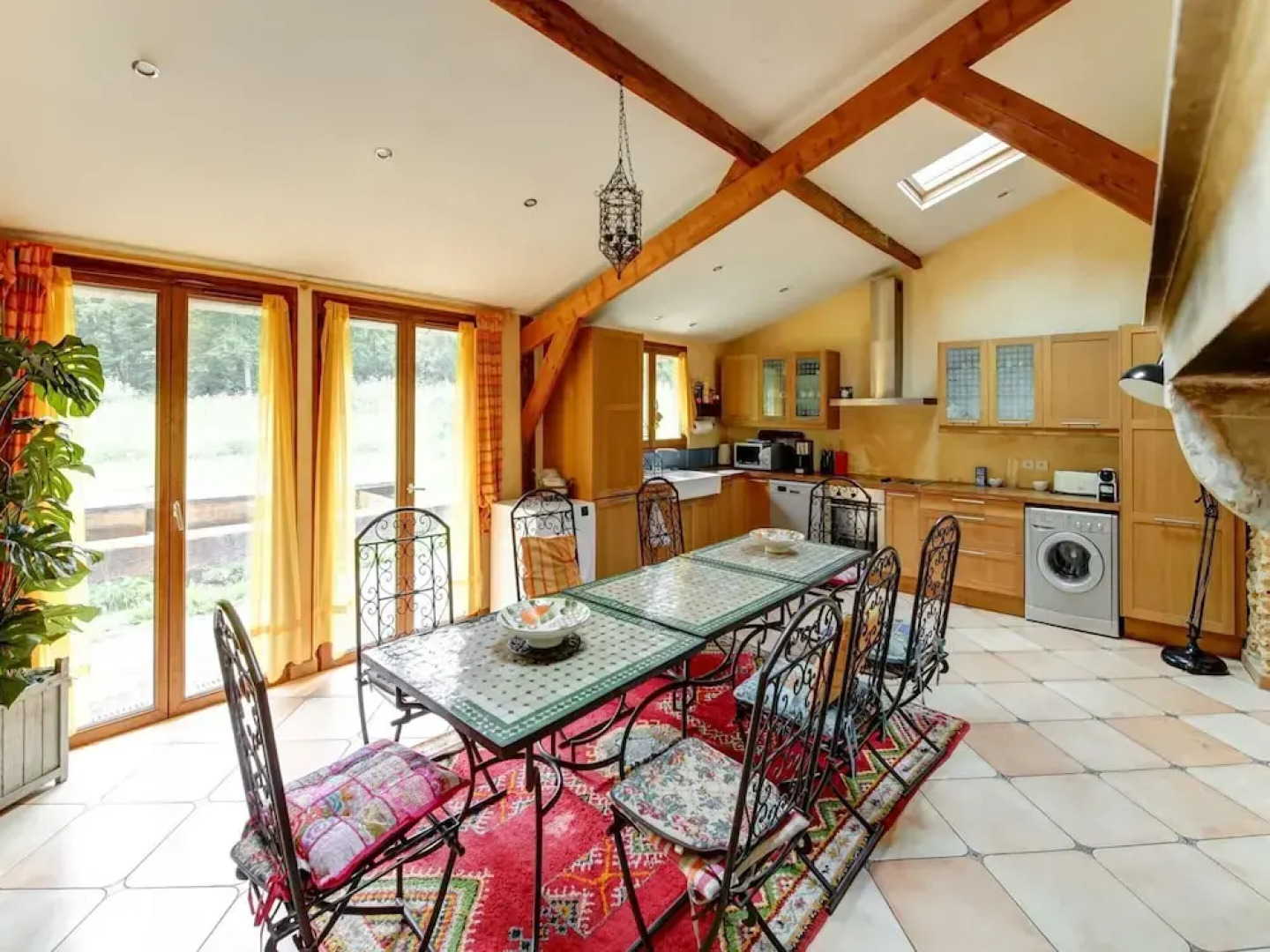 Pleasant Holiday Home in Raizeux With Garden