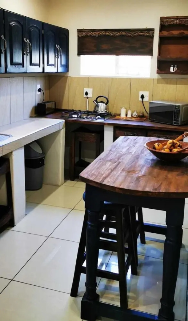 River Rock Guesthouse