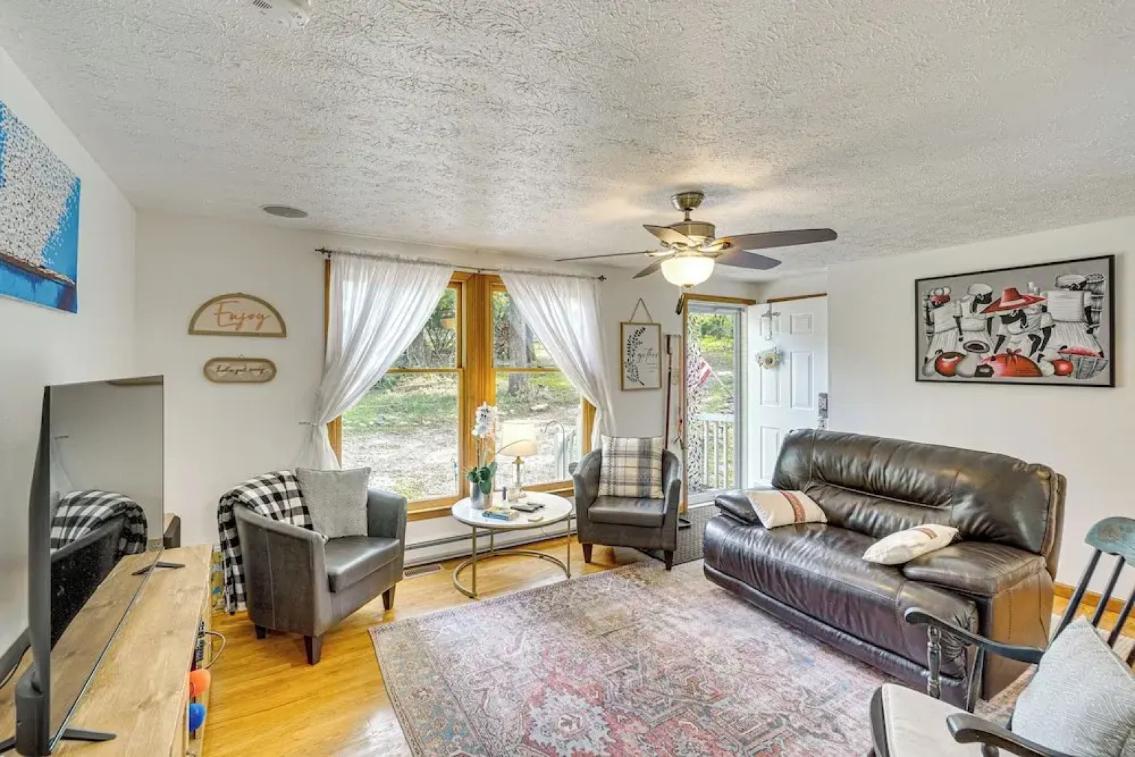 5 Mi to Harpers Ferry Nhp: Quiet Home w/ Deck