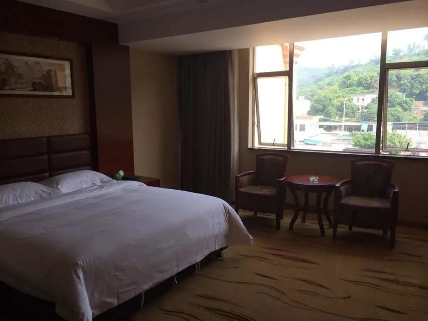 Shengshi Holiday Hotel