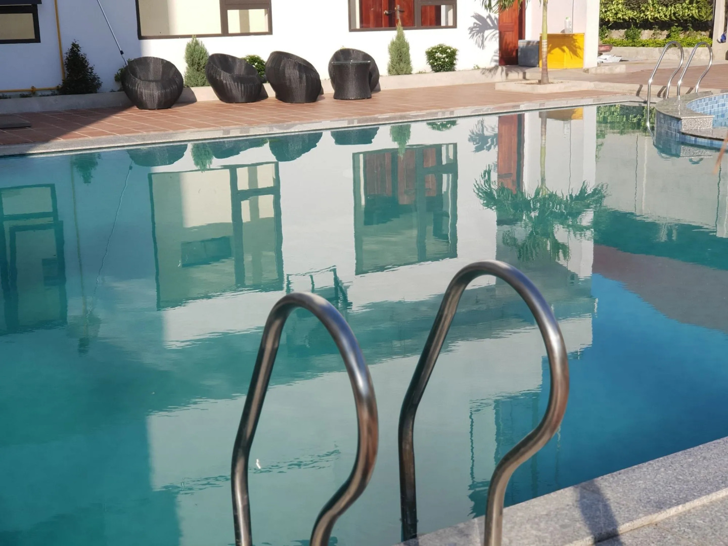 Phu Cuong Beach Hotel