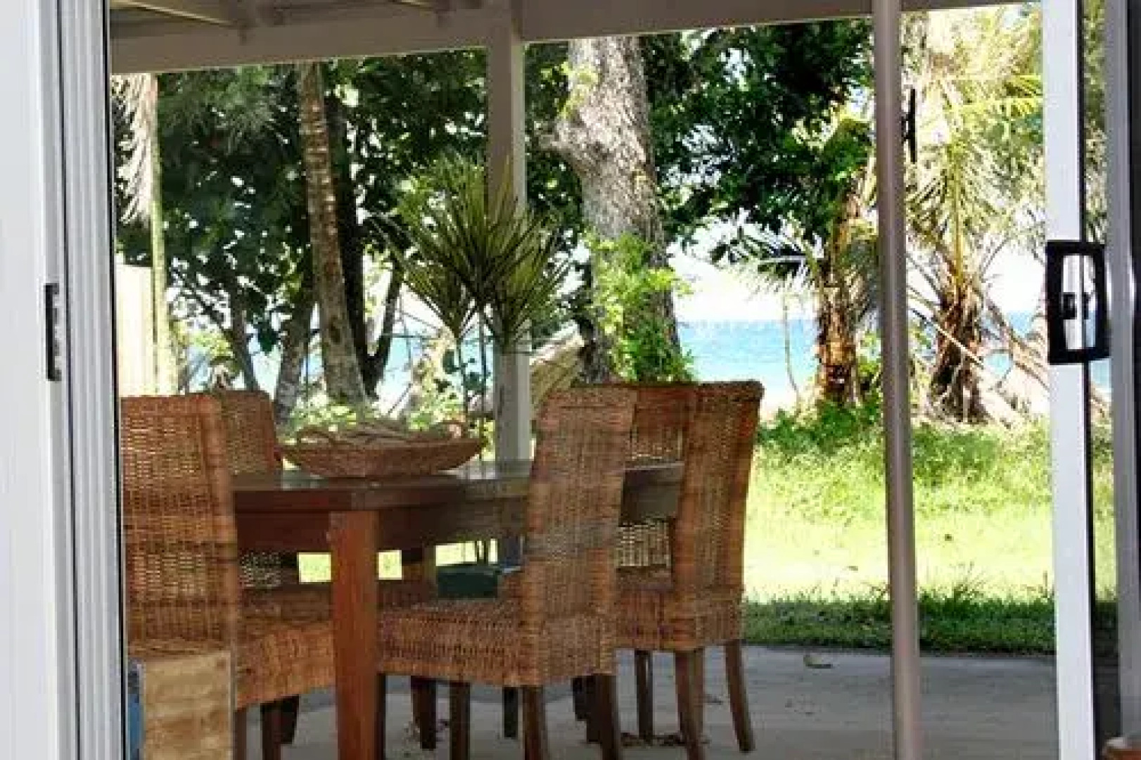 Mission Belle - Stunning Beachfront House