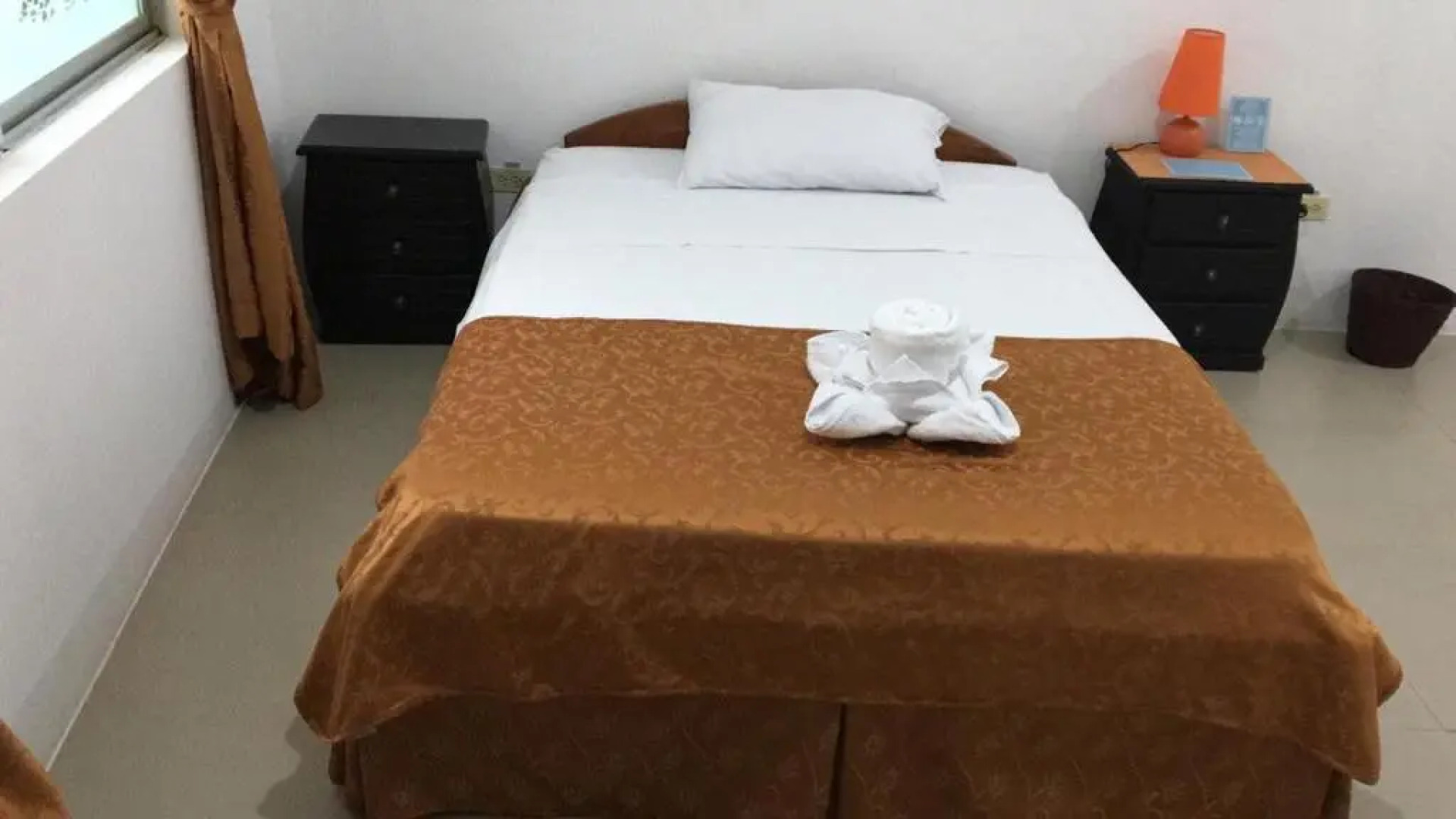 Galapagos Hostelling