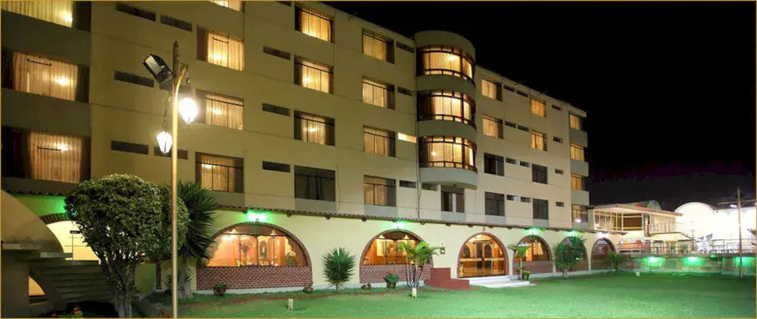 The Rokes Plaza Hotel