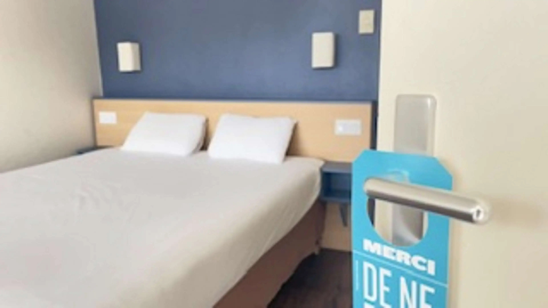 Kyriad Direct Montpellier St Jean de Vedas – La Peyrière