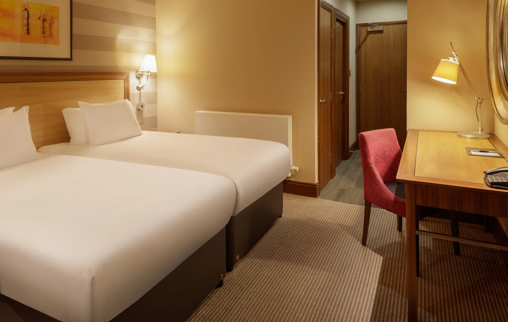 Отель The Cambridge Belfry