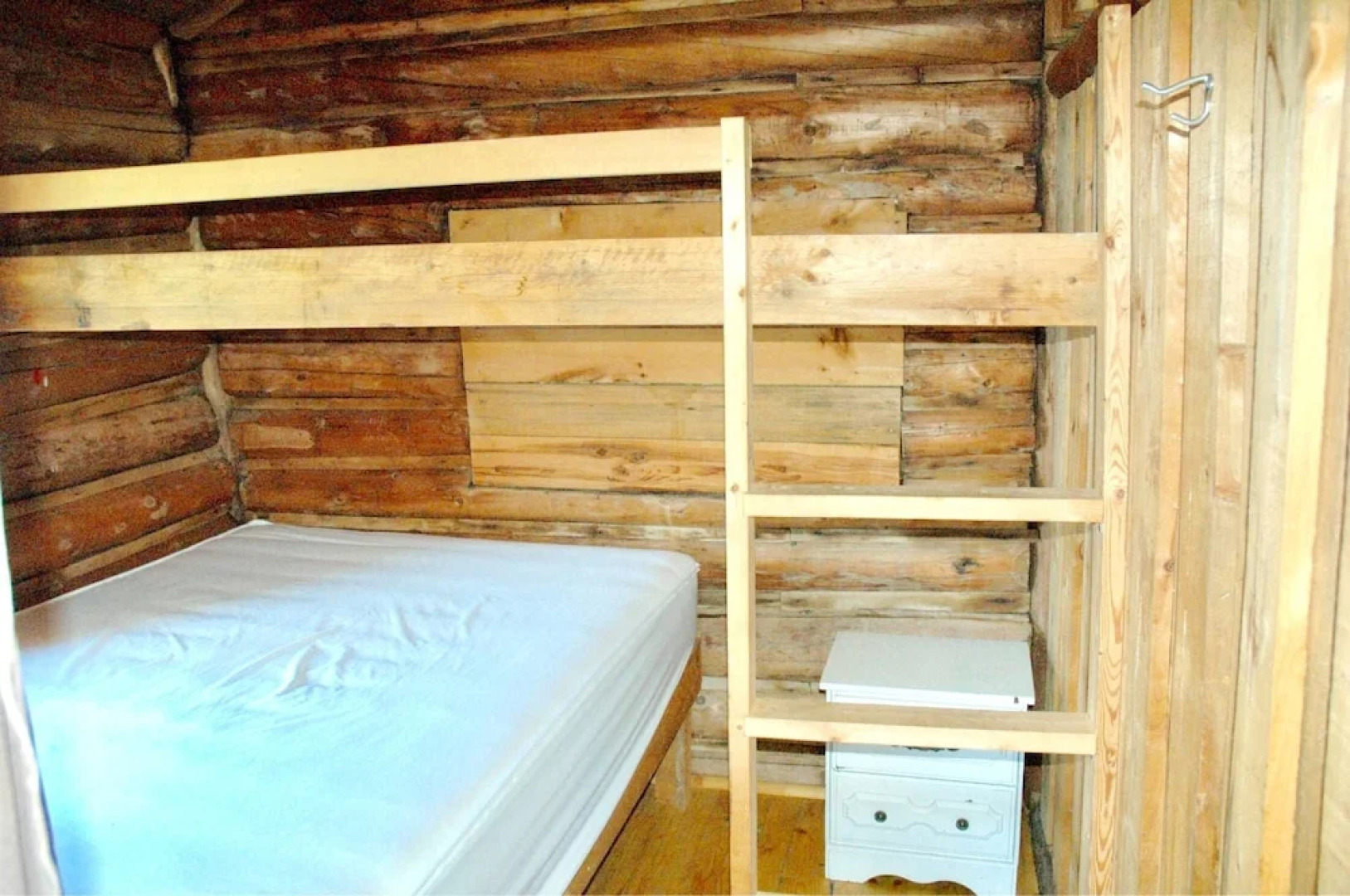 Chalet With 2 Bedrooms in Ferme neuve, With Wonderful Lake View Near the Slopes