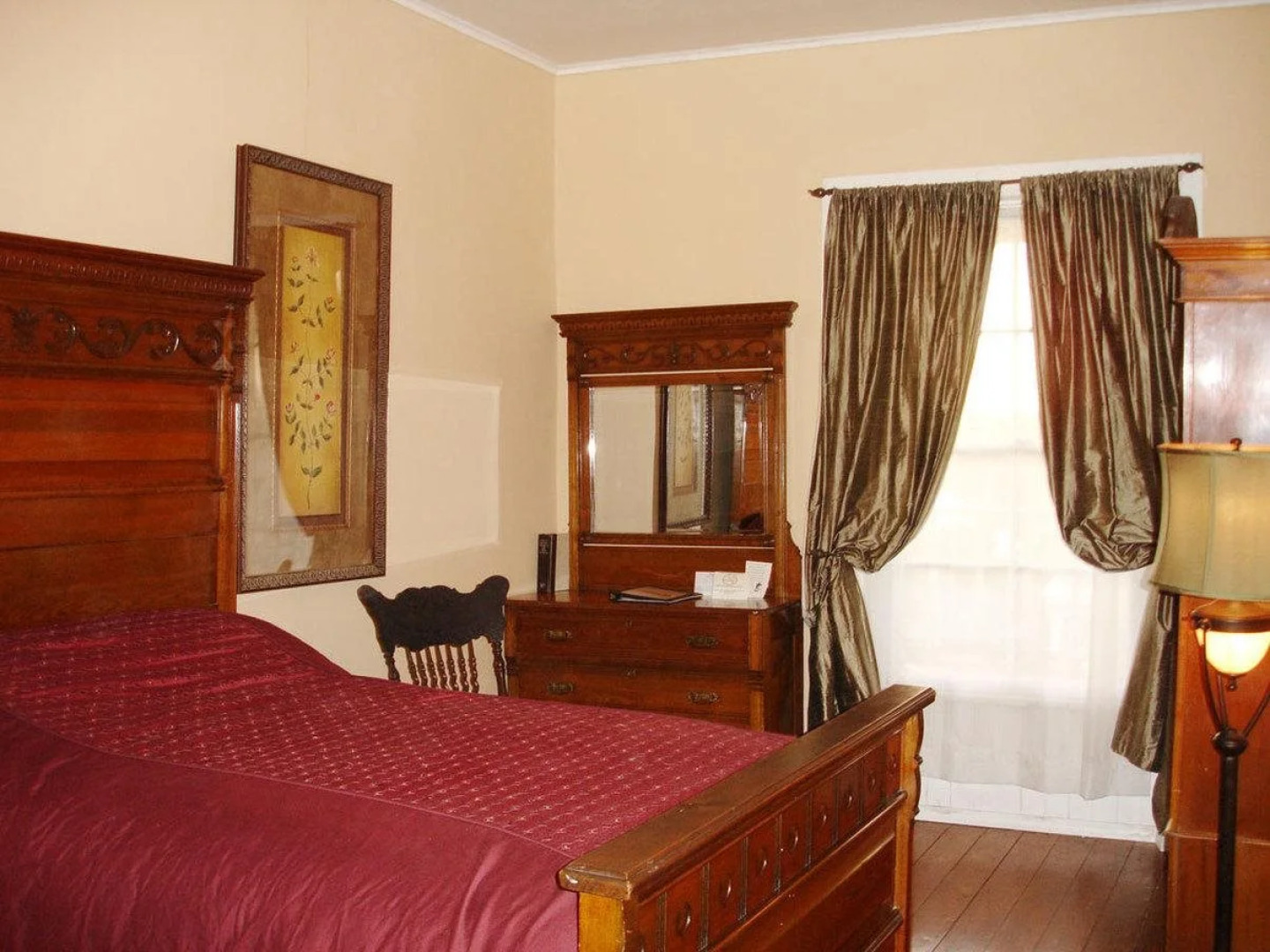 The Historic Hotel Leger