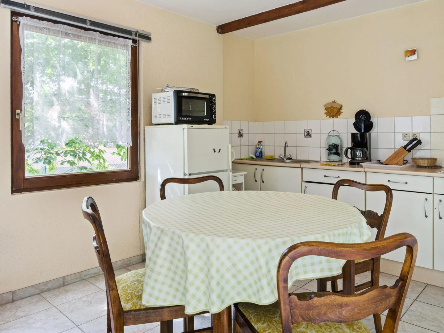 Holiday Home With Garden in Mahlow, Brandenburg