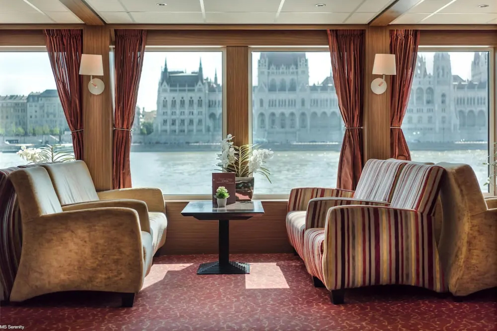 Select MS Serenity - Neuss