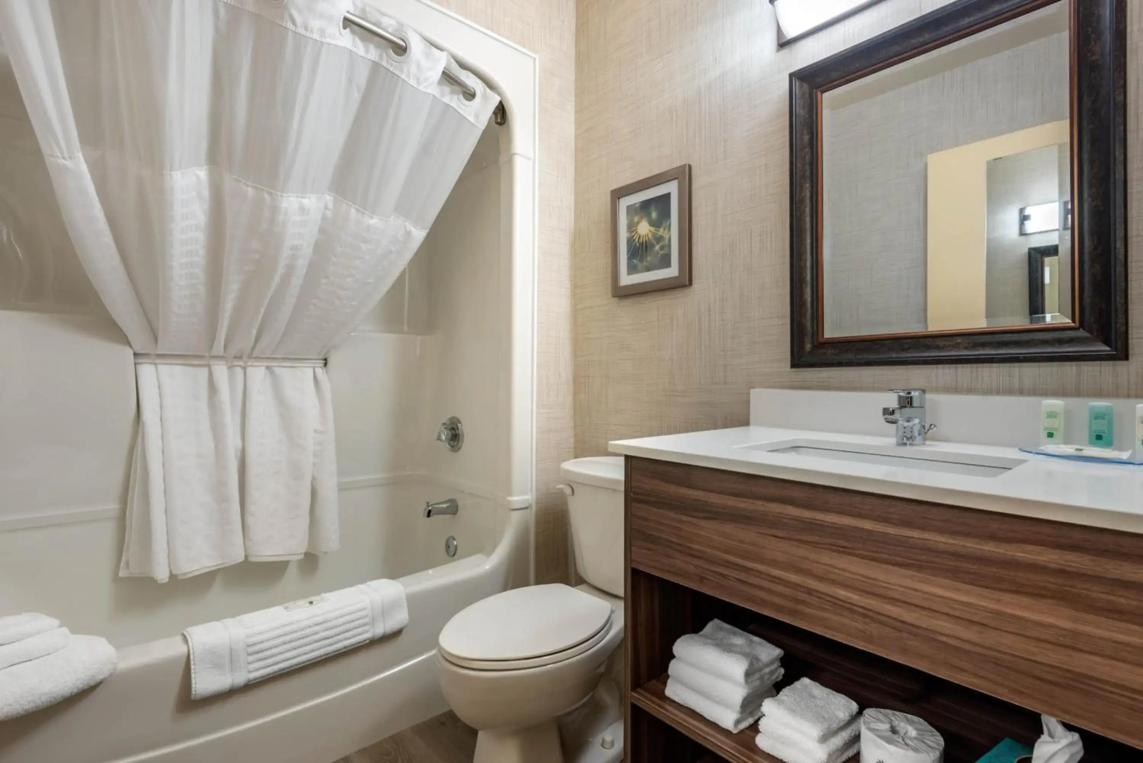 Quality Suites Whitby